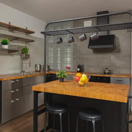 Calisia By Renters Warszawa